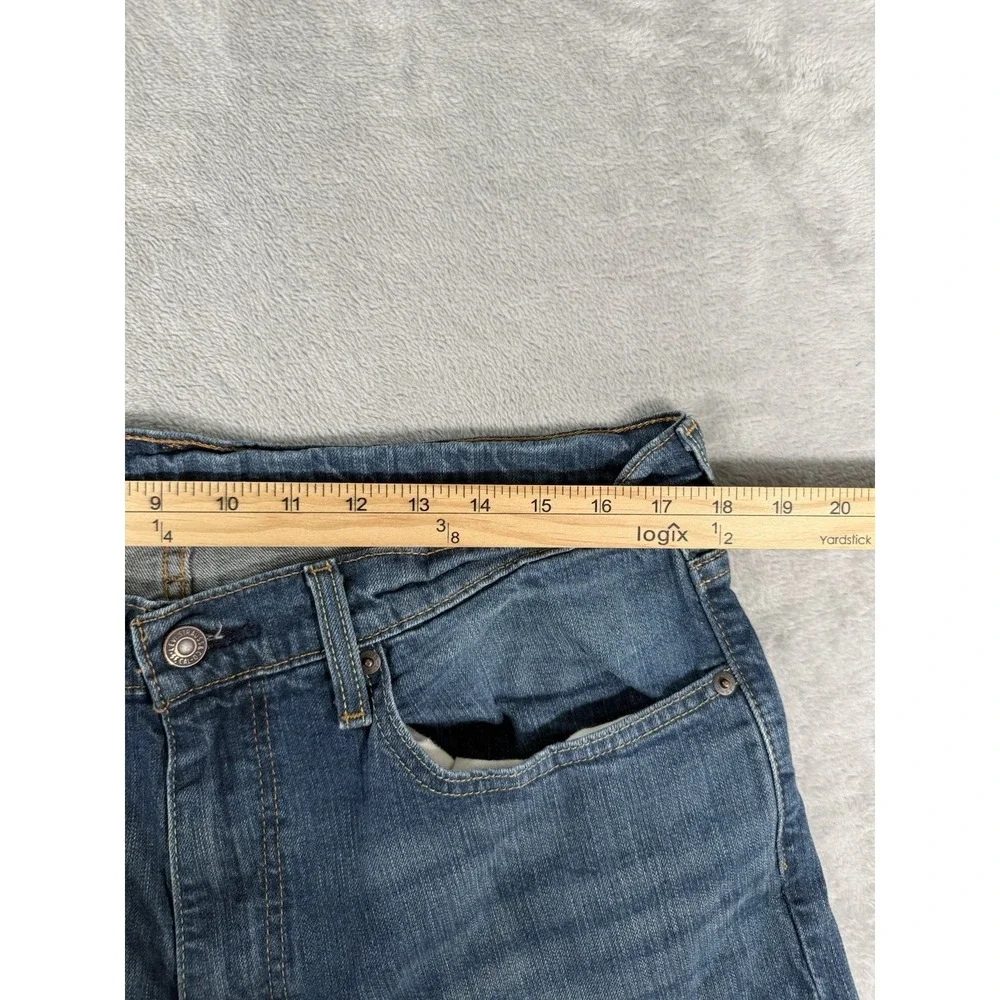 Levis levis 559